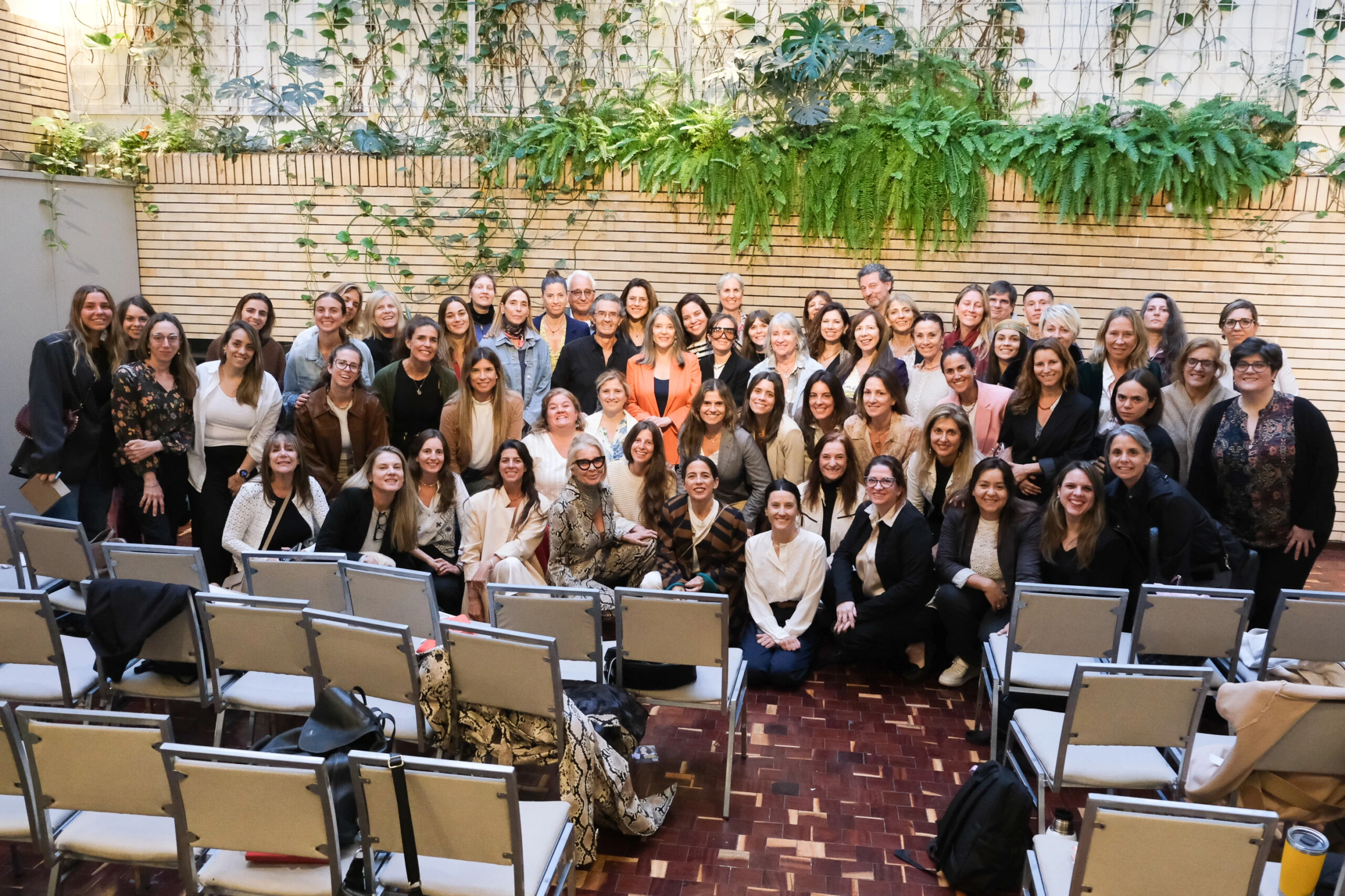 Un encuentro de mujeres líderes acerca del nuevo paradigma del liderazgo consciente