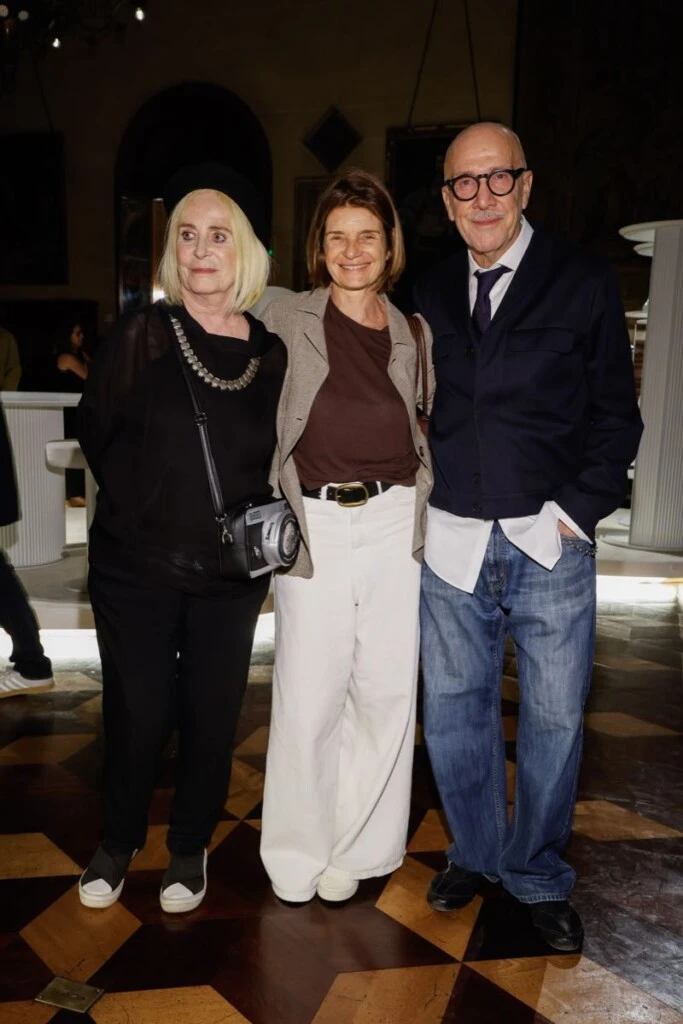Vicky Aguirre, Isabel Firmin Didot y Carlos Entenza