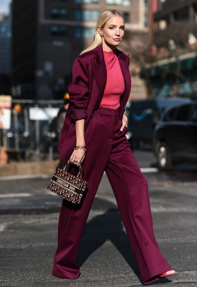 Un total look vanguardista.