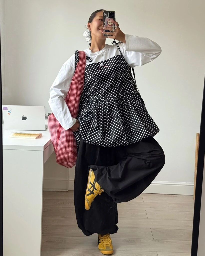 Un look cómodo y vanguardista.