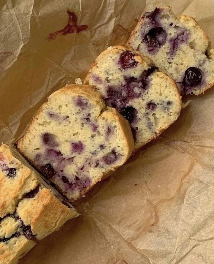 Budín de arándanos y coco. Foto: Pinterest