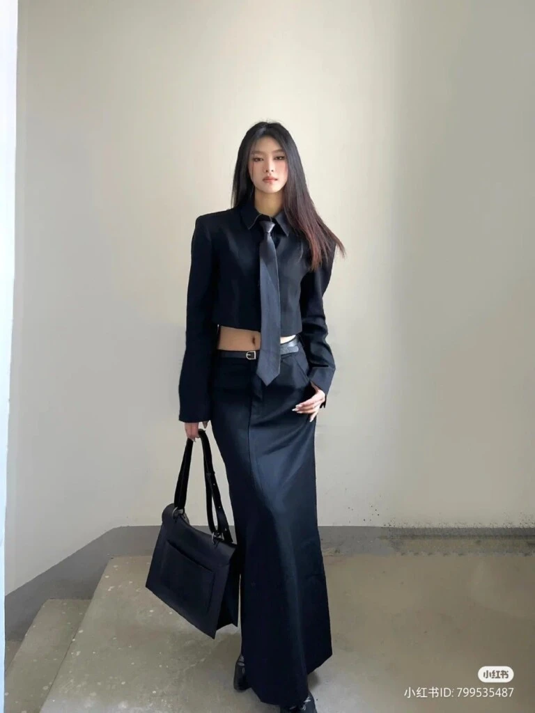 Un look nocturno y chic.