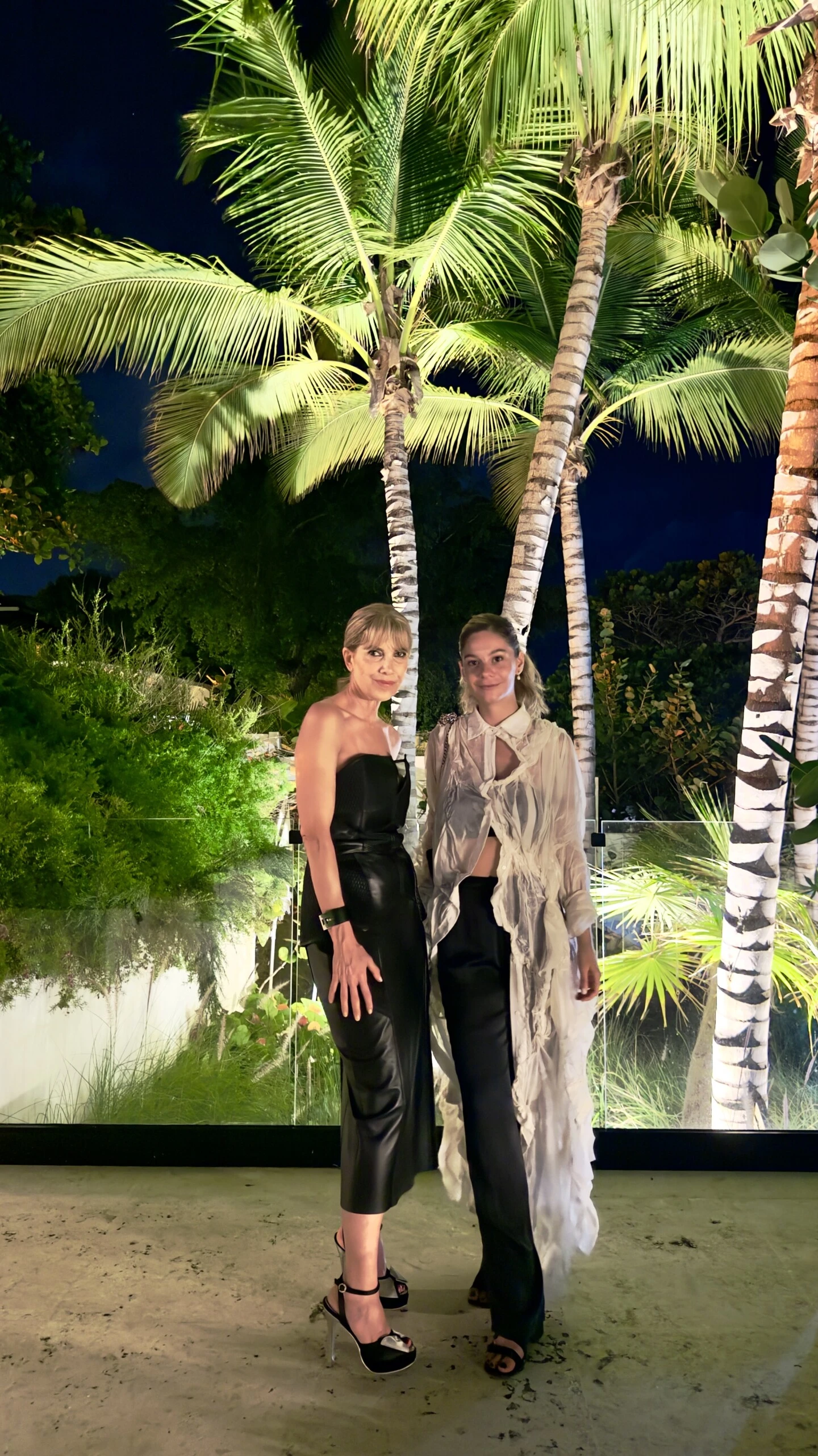 Milagros Pereda y Flor Bibas