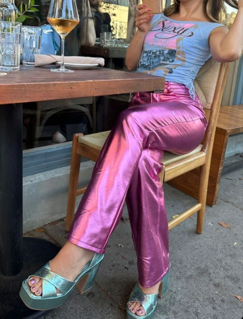 Con la tendencia 2026 de Pinterest, podés armar outfits coloridos y diferentes.