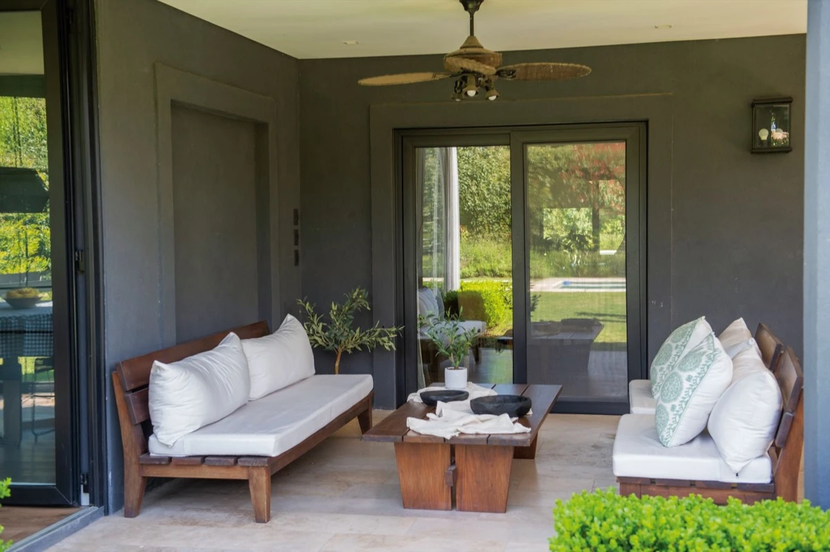 Centro de mesa con florero (@rancho_deco).