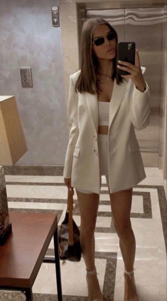 Un total look para una noche elegante.