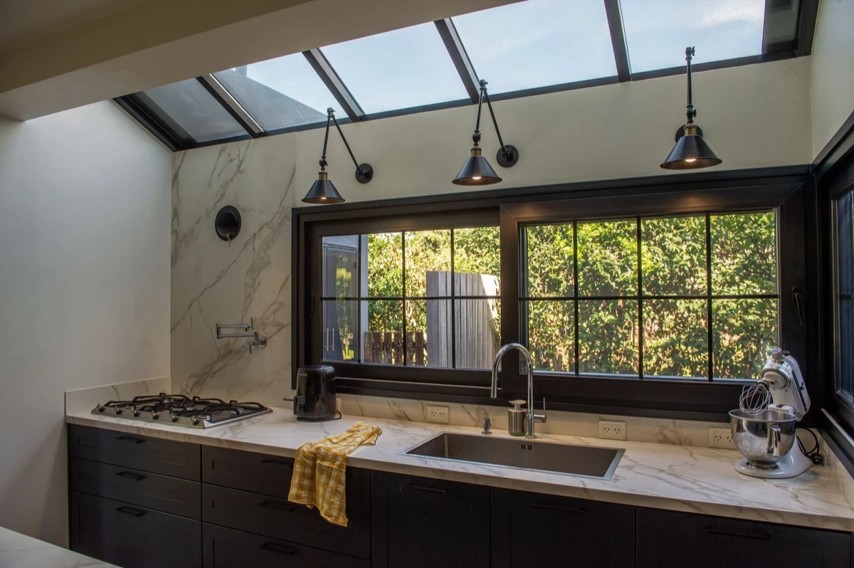 La bacha de cara al jardín, para que cada momento sea disfrutable.