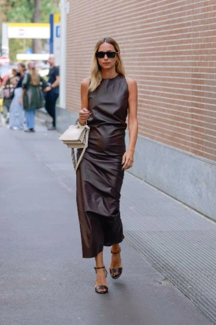 6 vestidos trendy para estas Fiestas que resuelven el look sin pensar demasiado