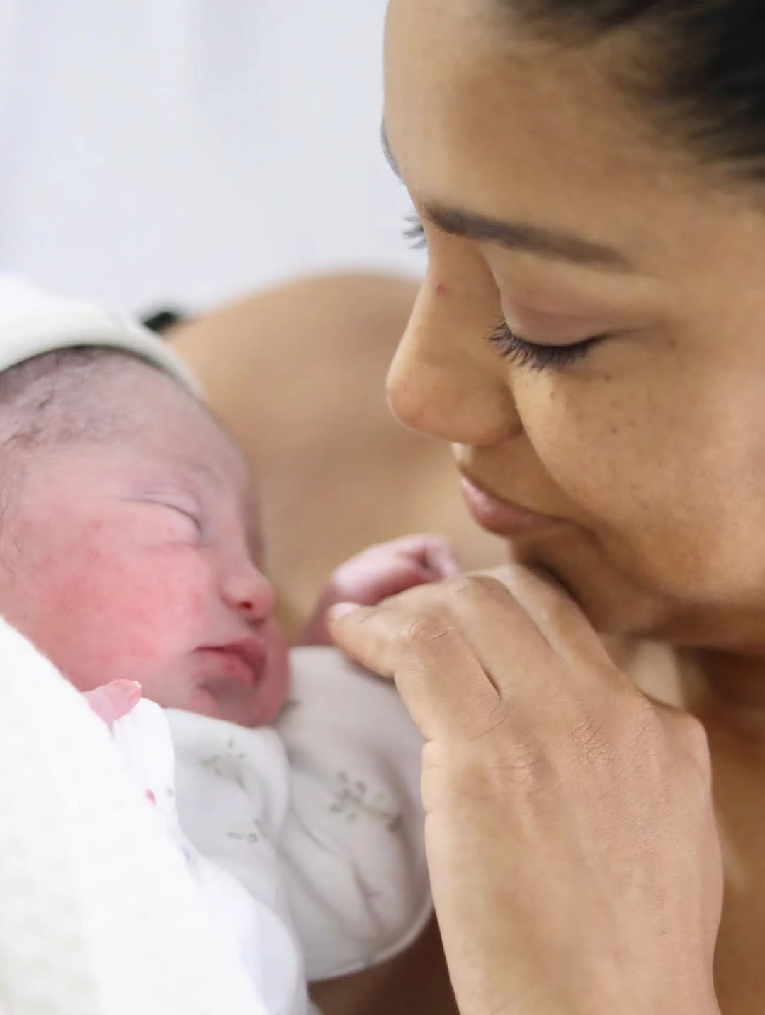 Kate Rodríguez fue mamá: nació Emilia, su primera hija, tras un embarazo atravesado por la trombofilia