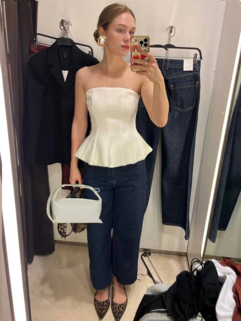 La blusa peplum marca tendencia.