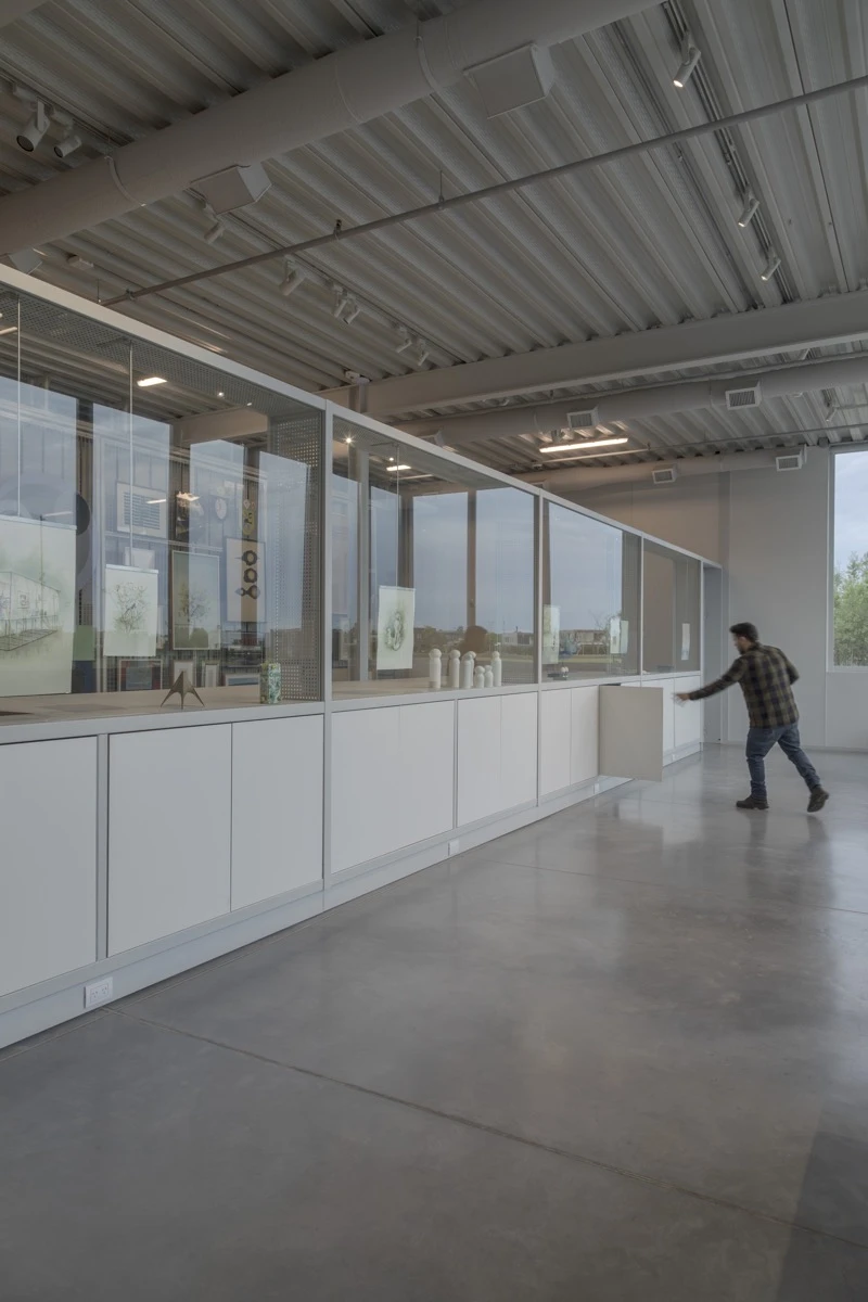 El diseño dialoga con el espíritu del museo: transparente, accesible y educativo. Foto: Estudio Bruto. 