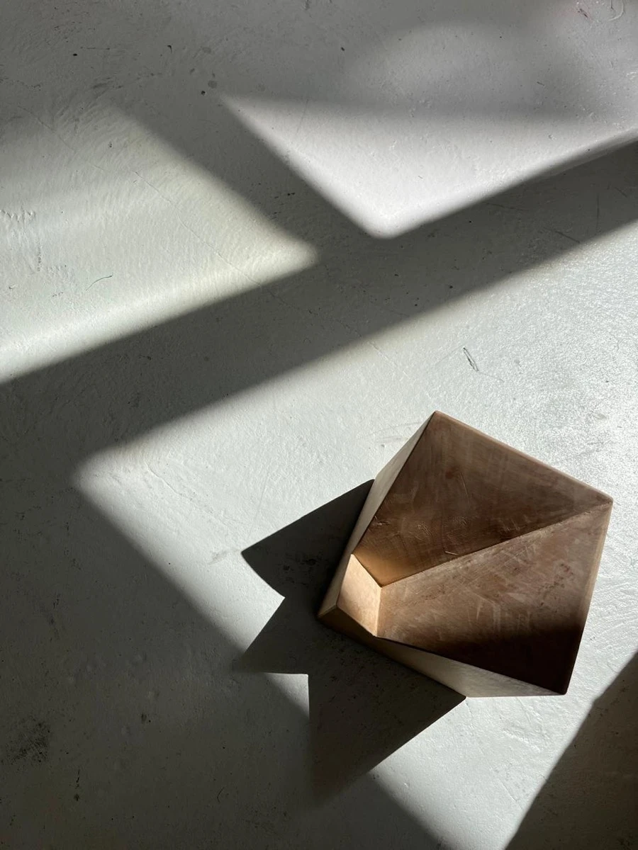 “Constelación II” en Sala Prisma/Amigos del Bellas Artes, Av. Figueroa Alcorta 2270, Ciudad de Buenos Aires; hasta el sábado 13 de diciembre de 2025, de 11 a 19 horas.  