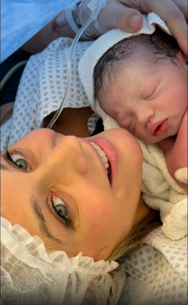 Rocío Marengo mostró las primeras fotos de su bebé recién nacido