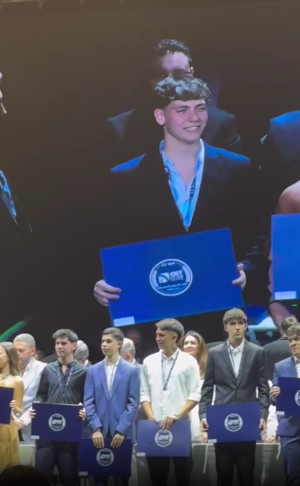 Así celebraron Natalia Graciano y Matías Martin la graduación de su hijo Alejo