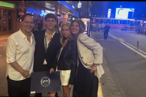 Así celebraron Natalia Graciano y Matías Martin la graduación de su hijo Alejo