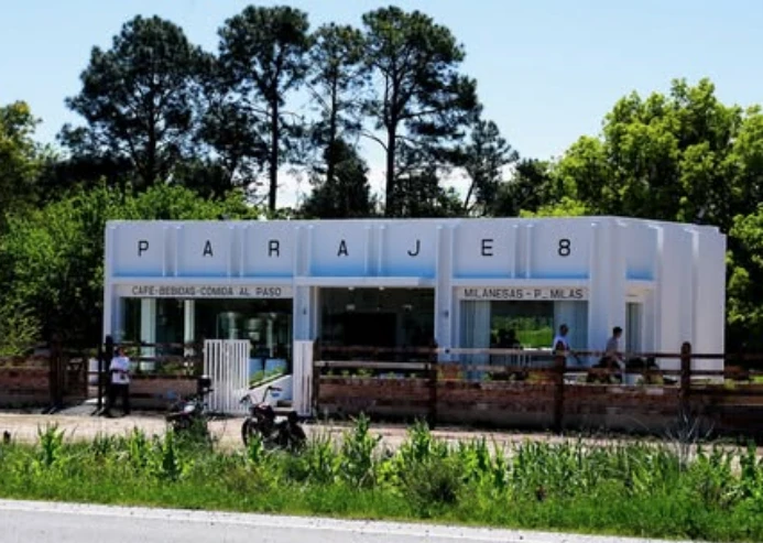 Paraje 8, el emprendimiento de Christian Petersen y Sofía Zelaschi en San Antonio de Areco.