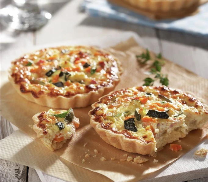 Tartaletas frías de vegetales y queso