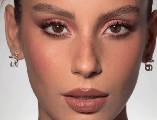 Cómo agrandar la mirada con maquillaje: el detalle clave que cambia todo y es fácil de aplicar