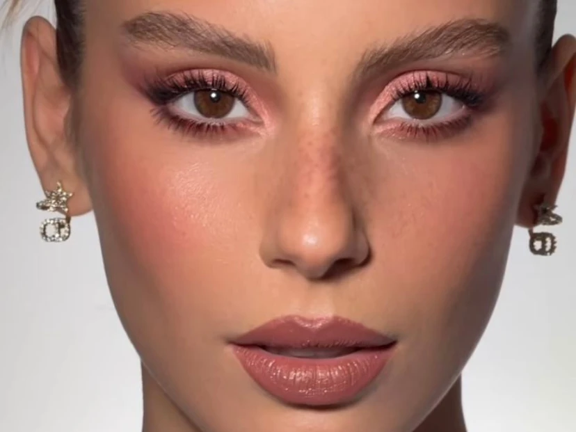 Cómo agrandar la mirada con maquillaje: el detalle clave que cambia todo y es fácil de aplicar