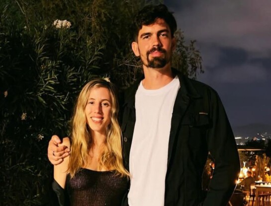 Clara Sarkany, la hija de Ricky, está esperando su primer hijo