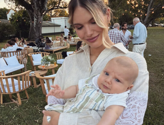 Así fueron los souvenirs y las estampitas del bautismo de Faustino Simeone: Eva Bargiela explicó por qué eligieron a la Virgen de Luján