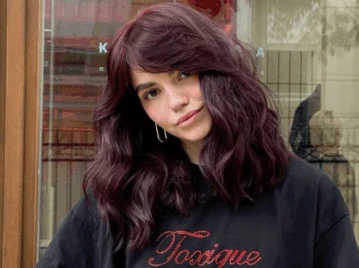 El truco del cherry cola: cómo darle una vida nueva a tu castaño sin recurrir a la decoloración