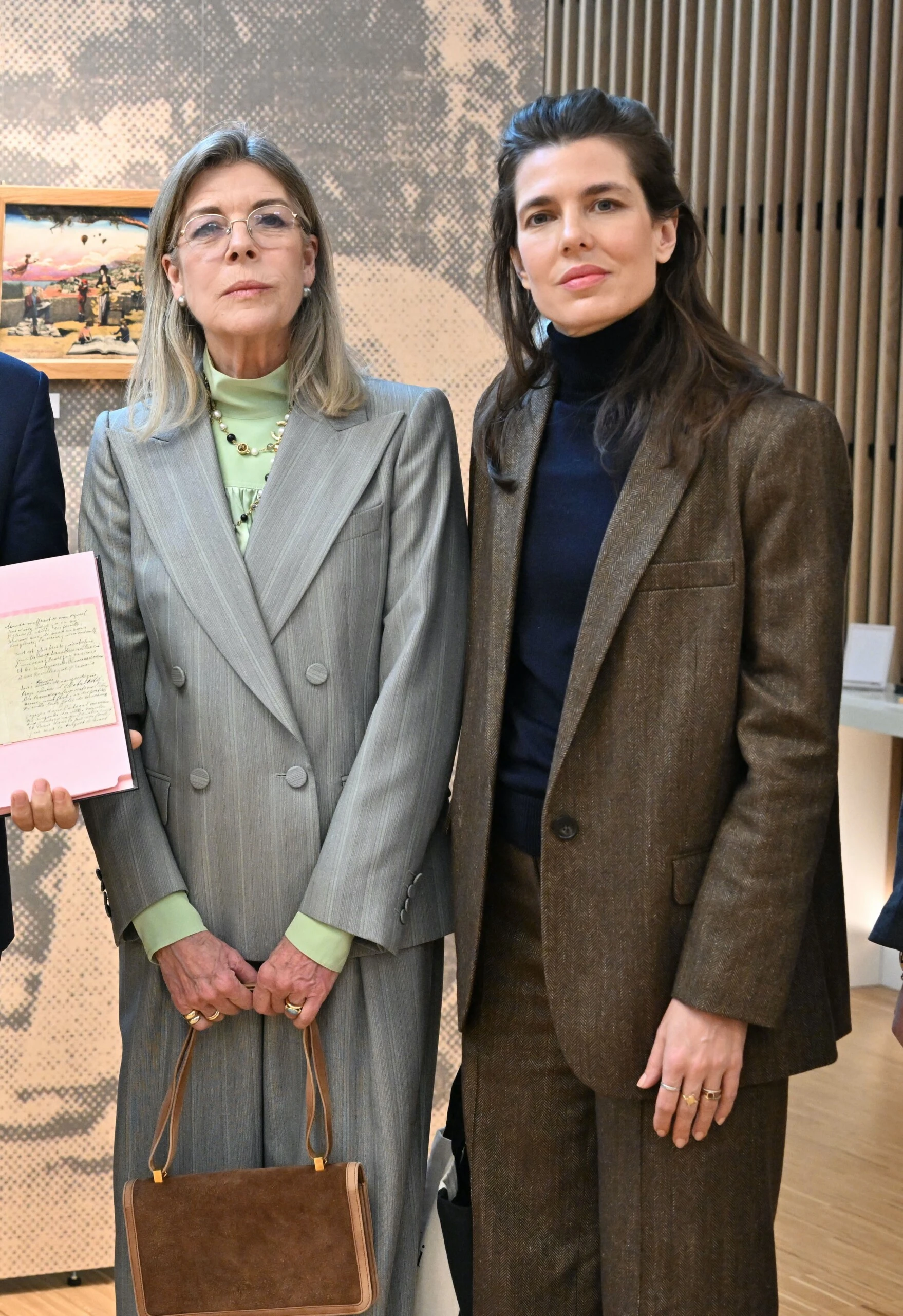 Hoy solo quiero compartir algo simple y profundo: salió todo bien! Estoy muy bien, feliz y en paz.
Después de muchos años, decidí sacar mis prótesis mamarias. Una elección que tiene que ver con volver a lo natural, con abrazar mi autenticidad y con sentirme liviana...
en el cuerpo y en el alma.
Gracias por tantos mensajes de amor.
Estoy acá, fuerte y luminosa
Gracias Dr. Daniel Absi y a todo su equipo por tanta amorosidad y profesionalismo 🥰. Gracias @iadt.sa por ser el mejor sanatorio
Ustedes cómo se sienten con su propia naturalidad hoy?