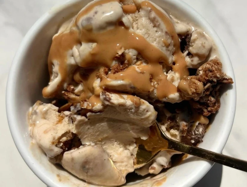 Helado de banana destacada