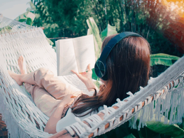 Libros y podcasts para empezar 2026 más en eje: ideas para cuidar mente, cuerpo y energía