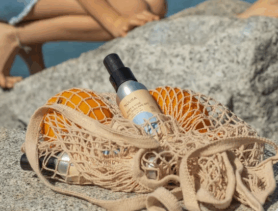 Kit beauty minimalista: qué poner en la valija para cuidar el pelo y la piel en tus vacaciones