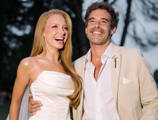 Así fue el increíble look de novia de Rocío Pardo