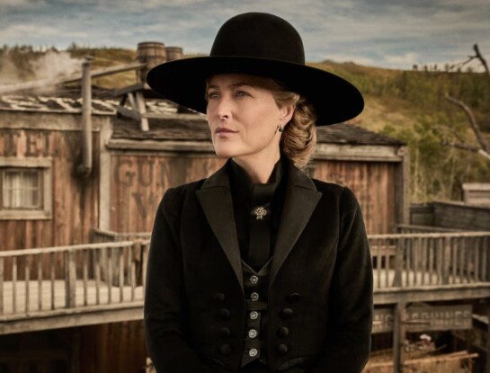 Qué ver en Netflix: la serie western que marca el regreso de Gillian Anderson