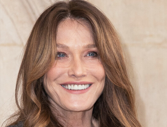 Carla Bruni anunció el fin de su tratamiento contra el cáncer de mama: "Estoy agradecida a la ciencia"