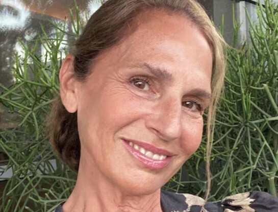 Ginette Reynal decidió dejarse las canas y explicó el proceso en un video: “Me amigué con lo inevitable”