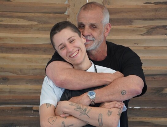 La escena íntima que Christian Petersen compartió desde su casa y tuvo a Sofía Zelaschi como protagonista