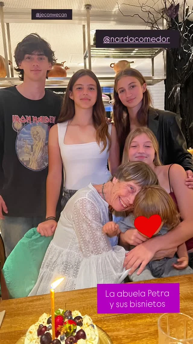 Nicole y Gege Neumann celebraron en familia el cumpleaños de su abuela Petra
