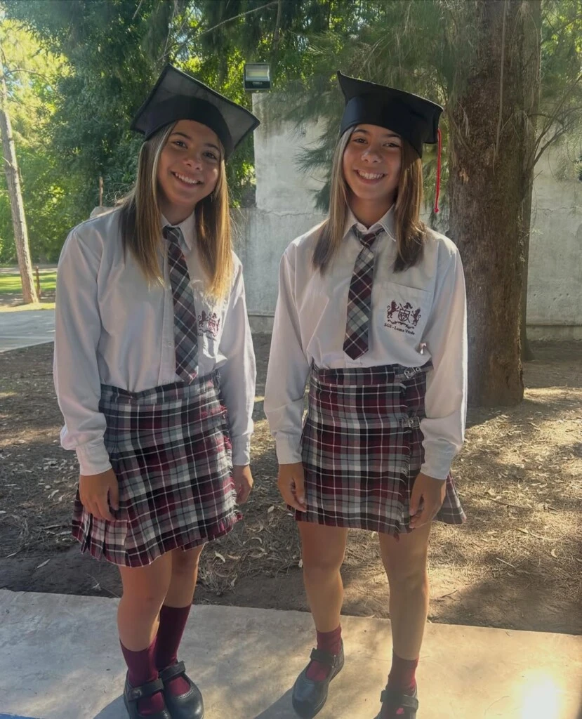 La felicidad de Matías Defederico por la graduación de sus hijas. Foto: IG