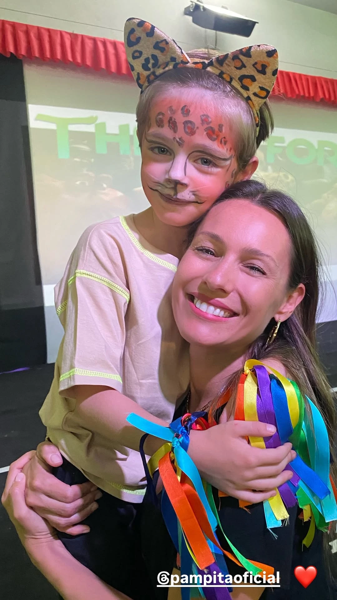 Pampita acompañó a su ahijado Gauthier en su concert: las fotos