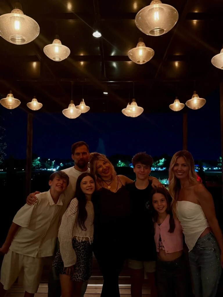 Rocío y sus hijos durante su estadía en Buenos Aires. Foto: IG