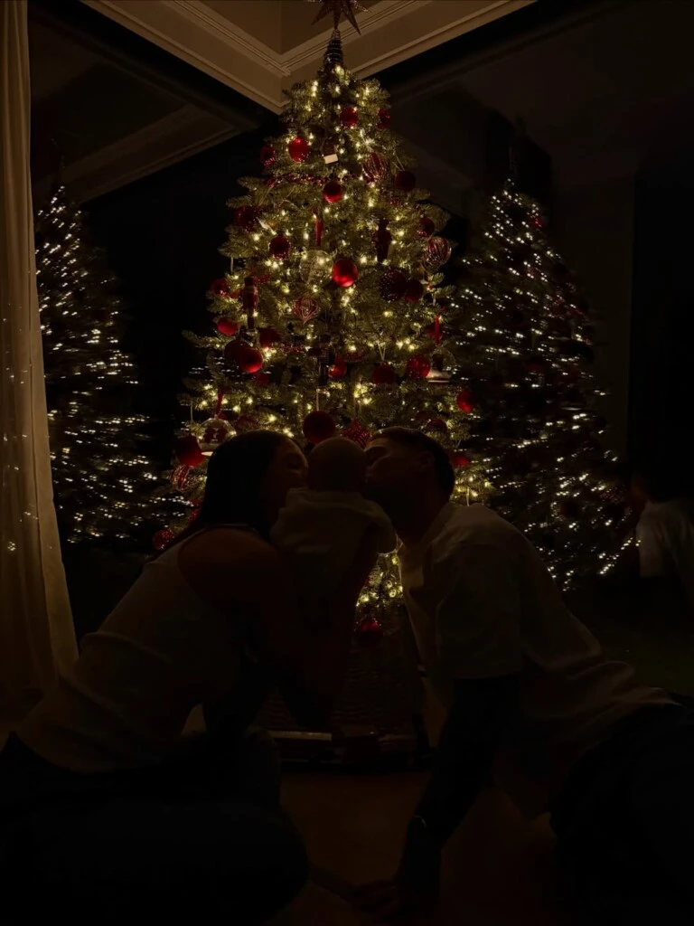 La Navidad de Mac Allister y Ailén Cova. Foto: IG