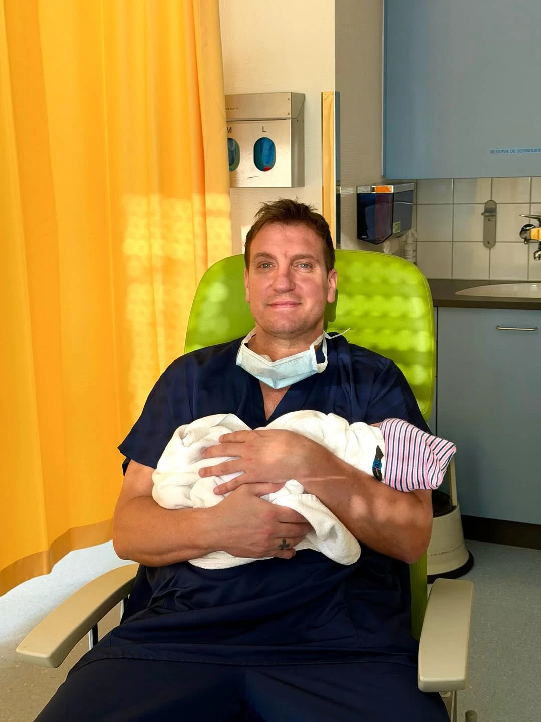 Maxi López anunció el nacimiento de Lando