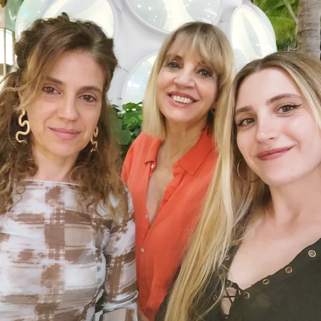 Desde Miami, Teté Coustarot mostró cómo están su hija Josefina y su nieta Sayi