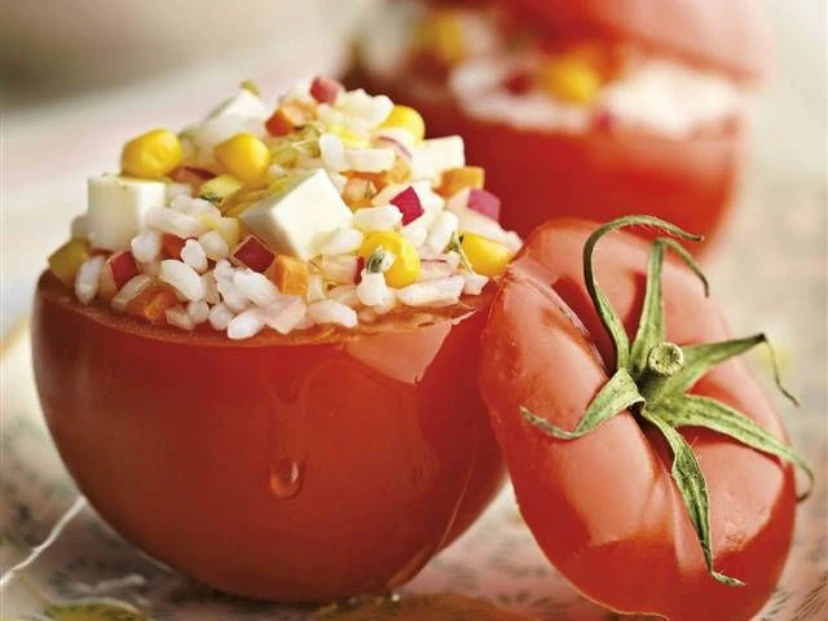 Tomates rellenos para Navidad: 3 versiones fáciles para todos los gustos