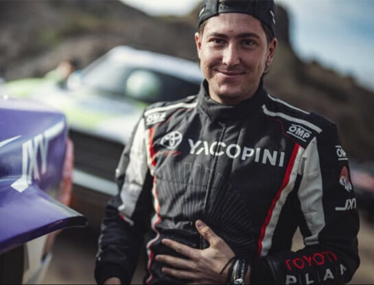 Quién es Juan Cruz Yacopini, el joven piloto de rally que se accidentó en Mendoza y permanece en estado crítico