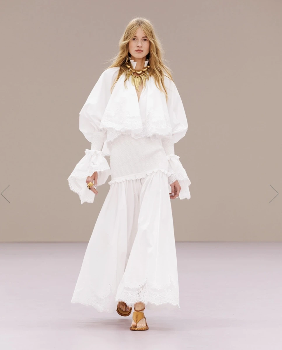 El color Cloud Dancer en la colección de Zimmerman