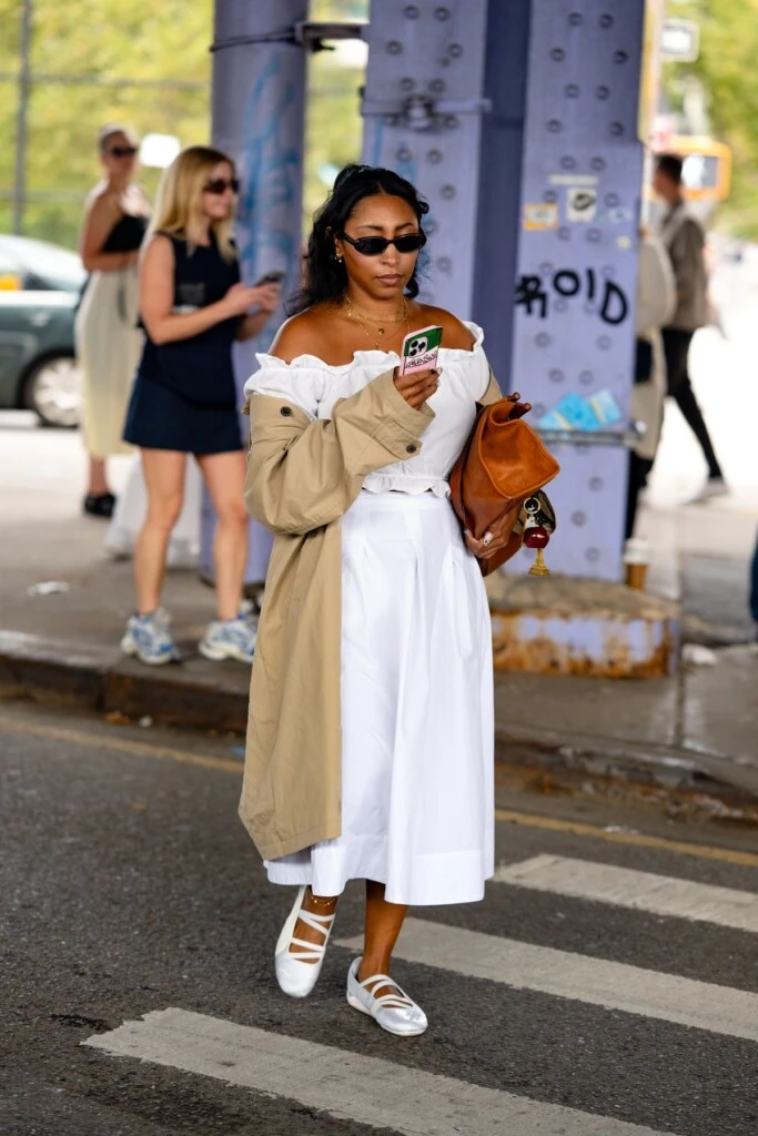 Lucir estas ballerinas con vestidos te aporta comodidad y estilo.