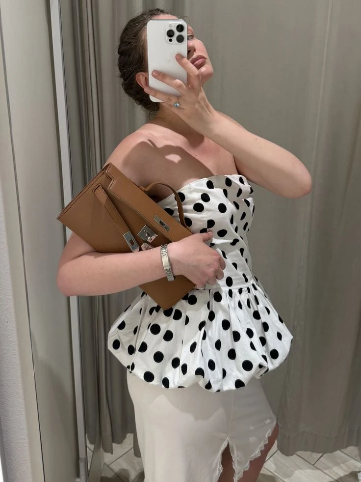 Existen diferentes versiones de esta blusa.