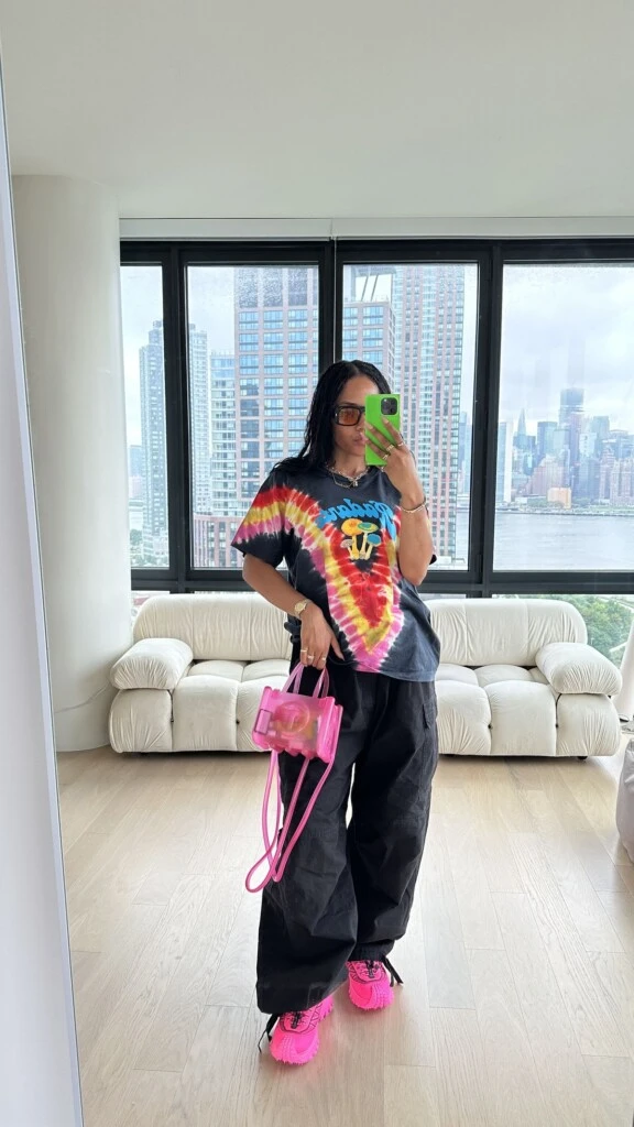 Con la tendencia 2026 de Pinterest, podés armar outfits coloridos y diferentes.