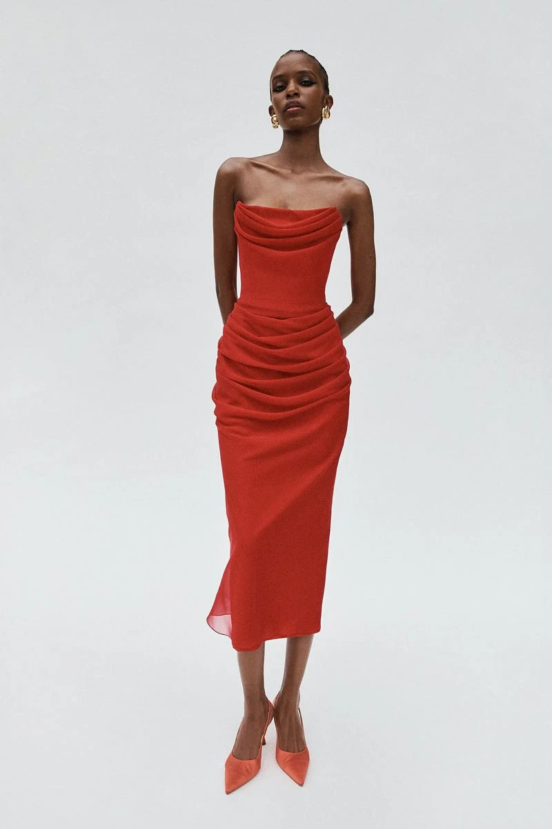 Carolina Herrera Resort 2026.