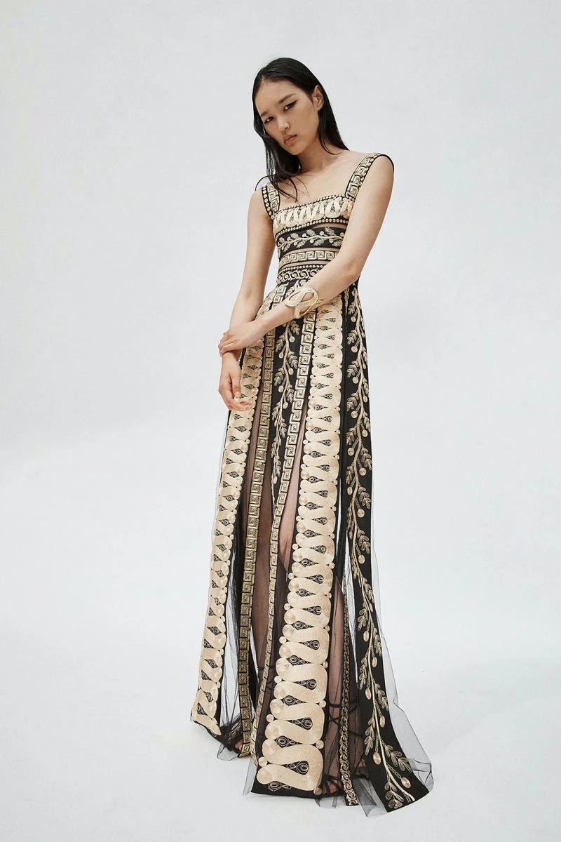 Carolina Herrera Resort 2026.